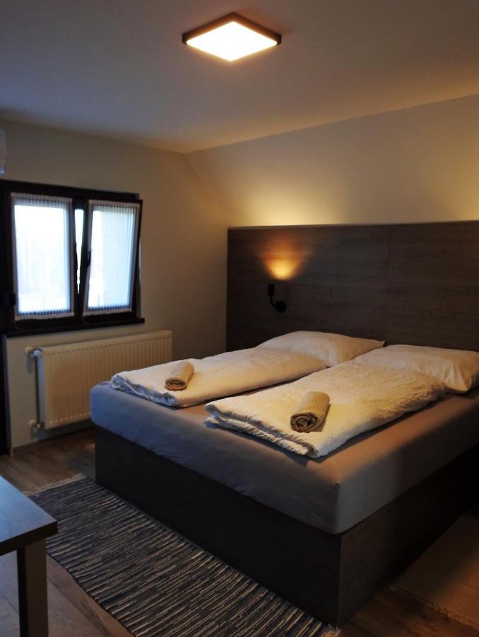 Kukorica Csarda Apartman 2 Balatonujlak Exterior foto