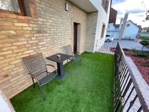 Kukorica Csarda Apartman 2 Balatonujlak Exterior foto