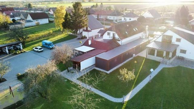 Kukorica Csarda Apartman 2 Balatonujlak Exterior foto